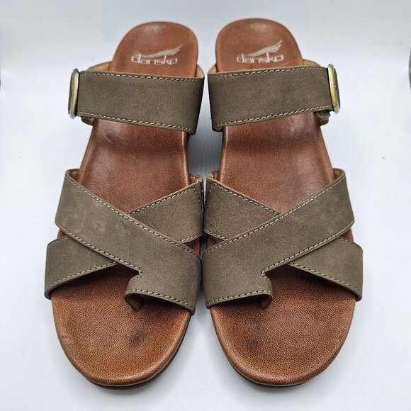 NWOB Women's Dansko Aubree Wedge Sandal‎ Taupe Nubuck Size US 9.5-10 EU 40 - Picture 1 of 7